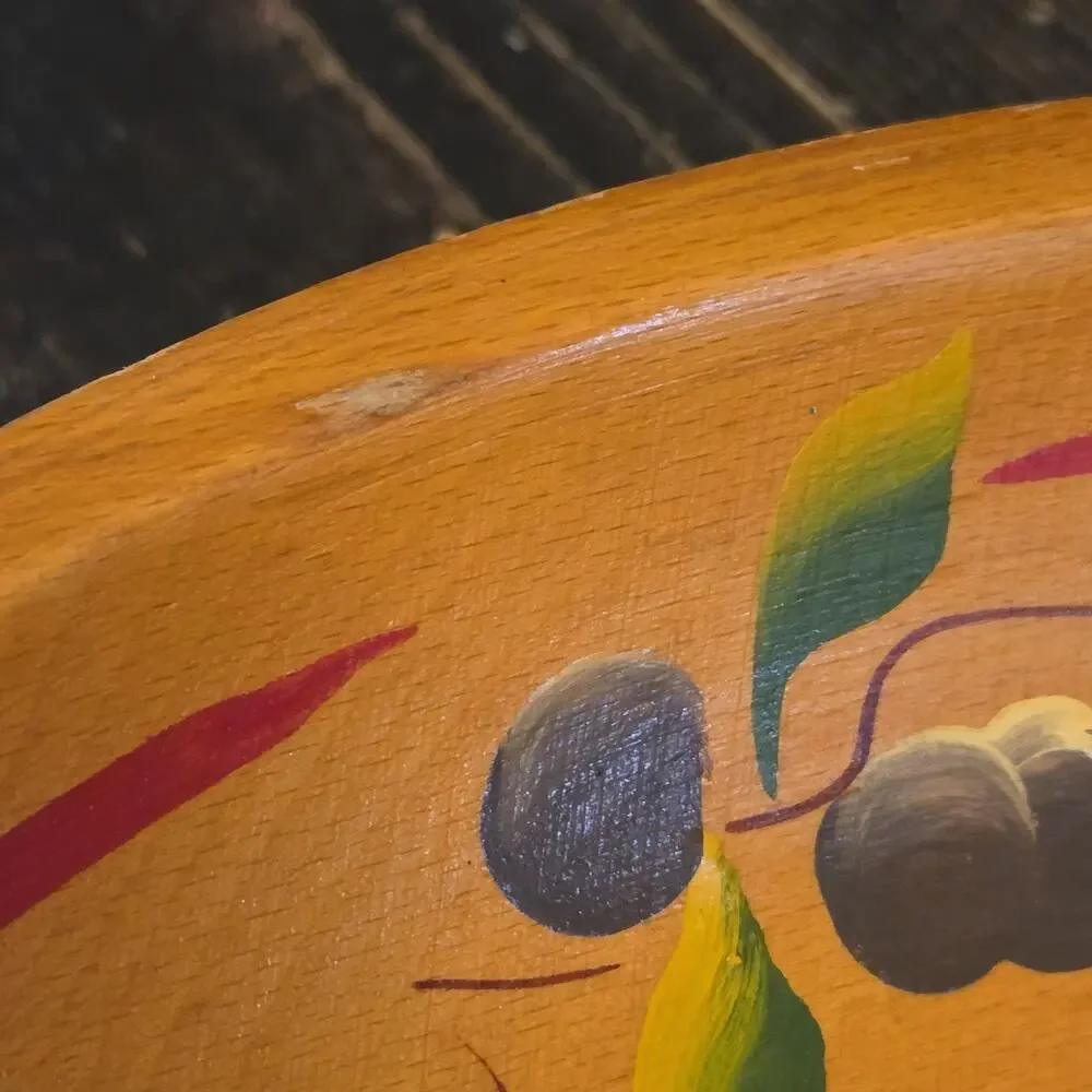 Vintage Primitive Wood Fruit Bowl Hand Painted Apple Peach Grapes 11